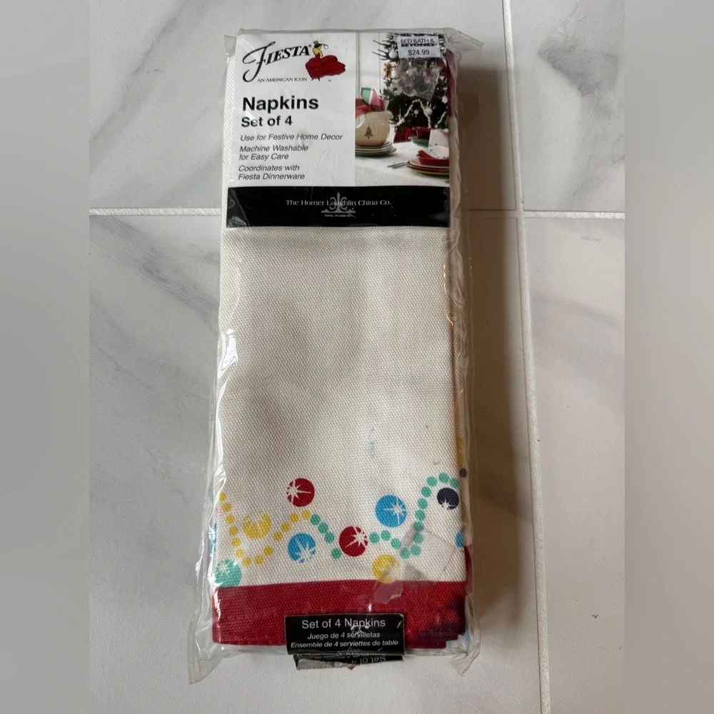Set of 4 Fiesta Christmas Swag Napkins NEW